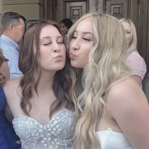 Meet your Posher, Arianna